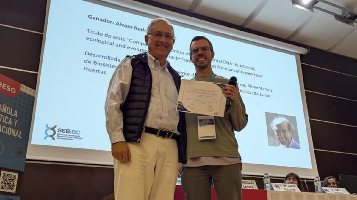 I Premio in memoriam ‘Oswaldo Trelles’